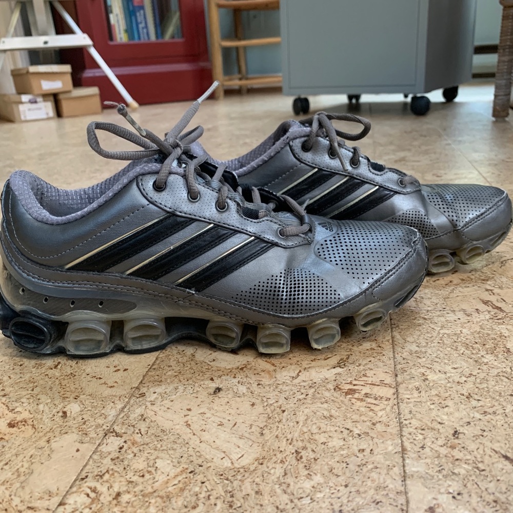 Adidas Bounce Workshop Shoes